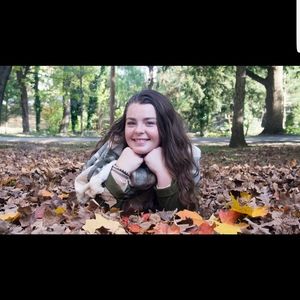 Meet your Posher, Elisabeth